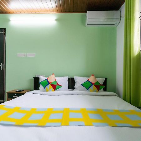 Oyo Home 49697 Aj Apartments Kochi Exterior photo